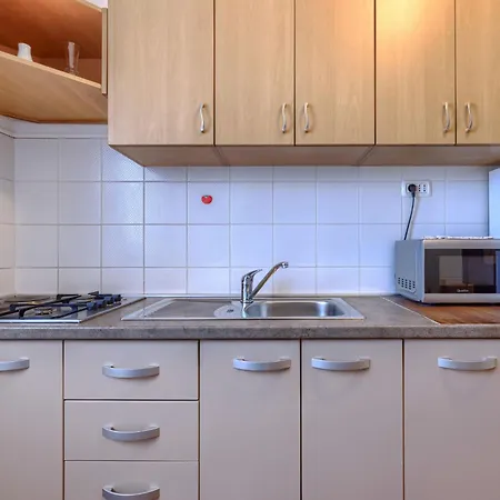 Apartment Zoki 1 By Interhome *