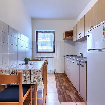 Zoki 1 By Interhome شقة أوماغ